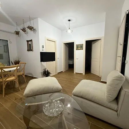 Holiday Home Apartment Golem (Tirana)